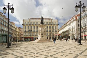 praça luis de camoes lisboa